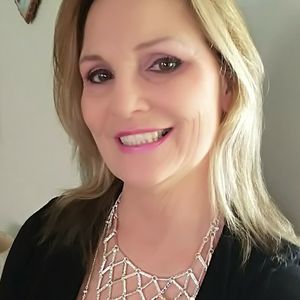 Meet your Posher, Shari